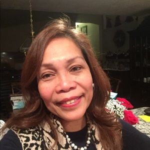 Meet your Posher, Editha